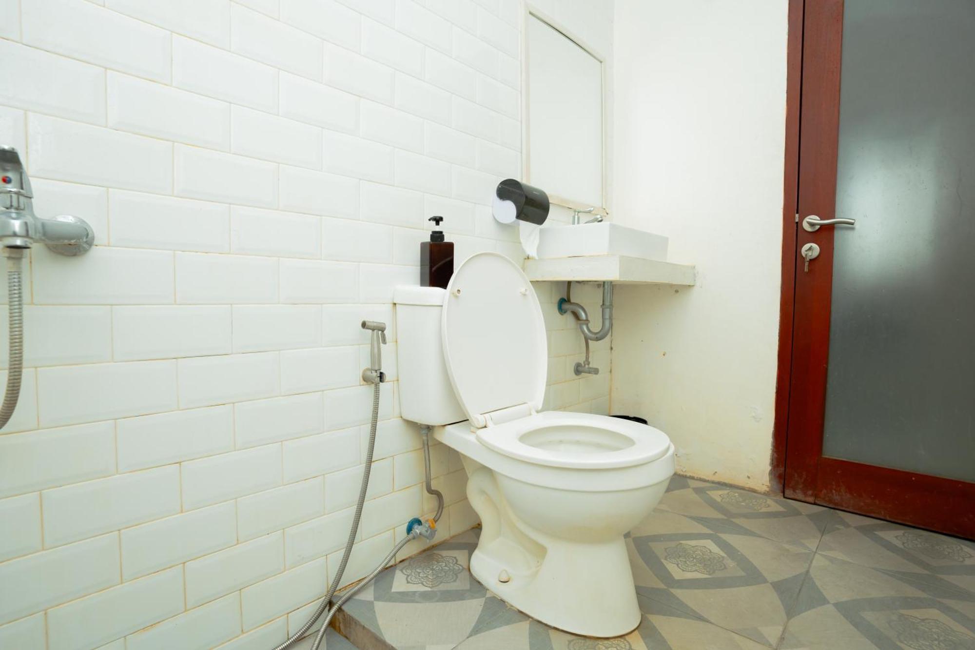 Reddoorz Syariah Near Lombok Epicentrum Mall Mataram Kültér fotó